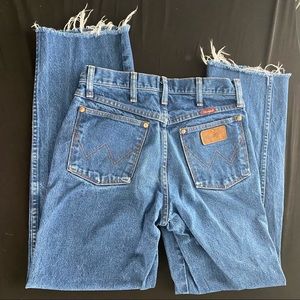 Cropped high waist Wrangler jeans